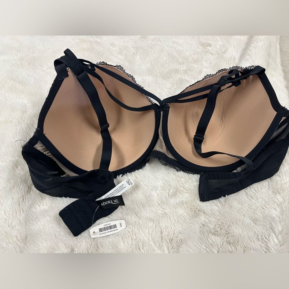 Adore Me Black Geometric Lace Bra - Picture 3 of 3